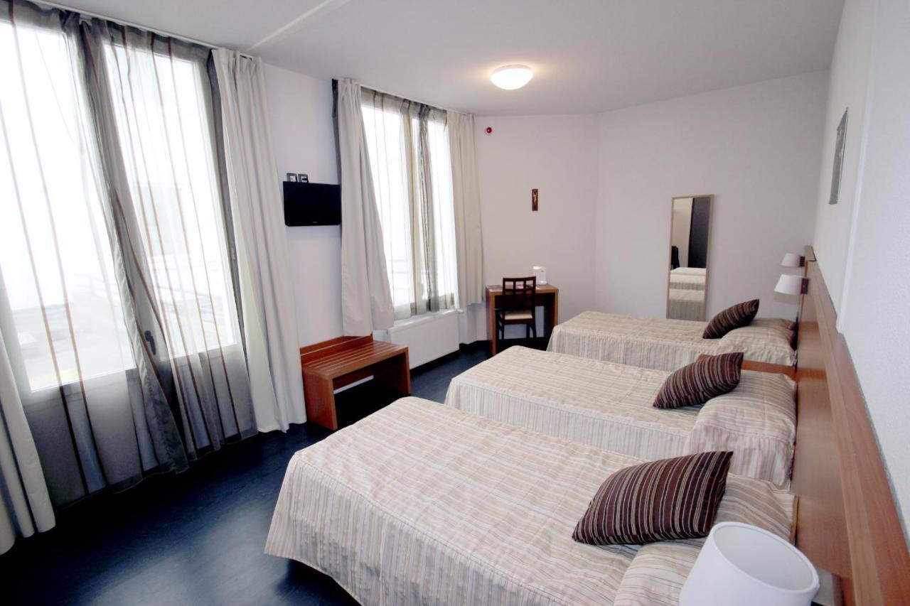 Hotel Florence Lourdes Quarto foto